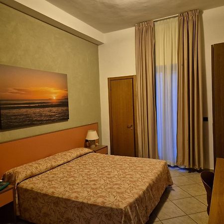 Hotel Poseidonia Mare Paestum Exterior photo