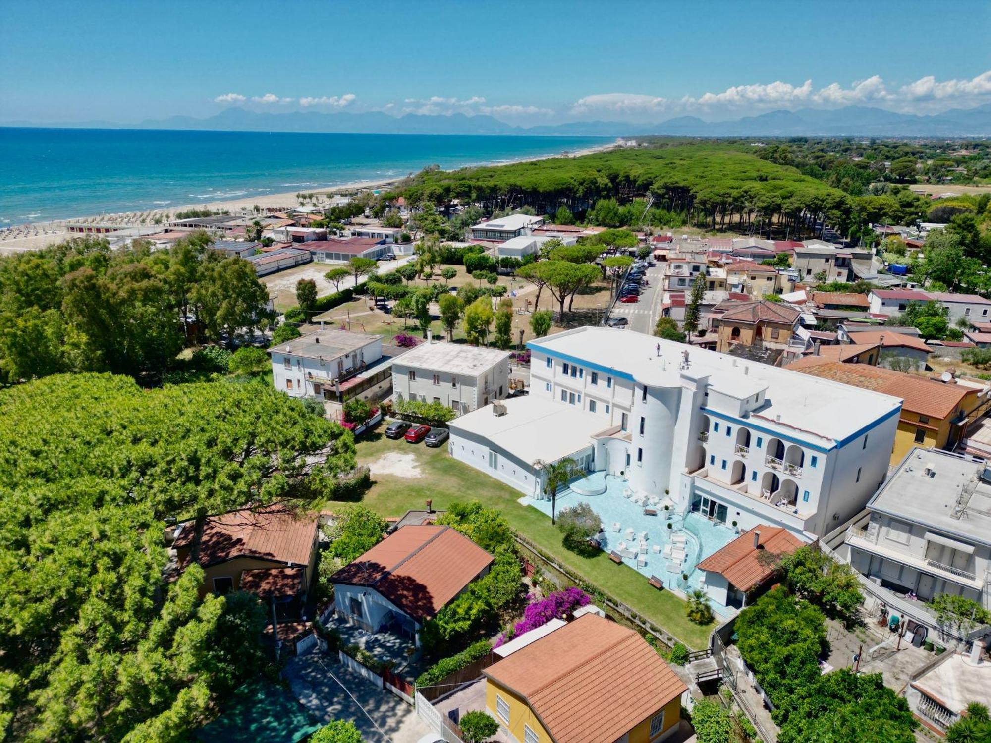 Hotel Poseidonia Mare Paestum Exterior photo