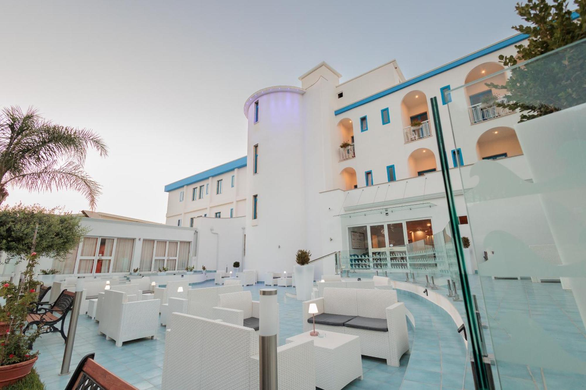 Hotel Poseidonia Mare Paestum Exterior photo